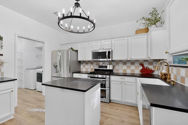 3928 Tapado Canyon TRL, Round Rock, TX 78681