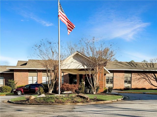 475 Mount Vernon Highway B118, Atlanta, GA 30327