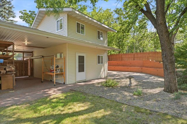 1218 5th Avenue, Anoka, MN 55303