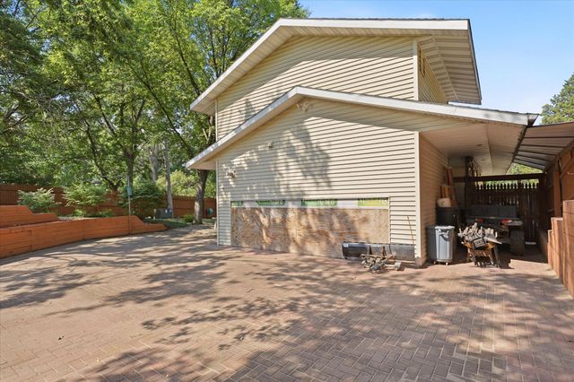 1218 5th Avenue, Anoka, MN 55303