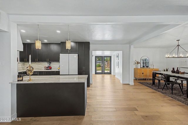 3436 E GLENROSA Avenue, Phoenix, AZ 85018