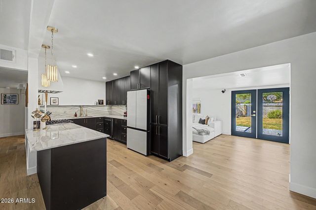 3436 E GLENROSA Avenue, Phoenix, AZ 85018