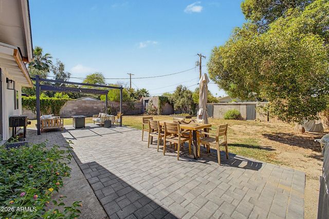 3436 E GLENROSA Avenue, Phoenix, AZ 85018