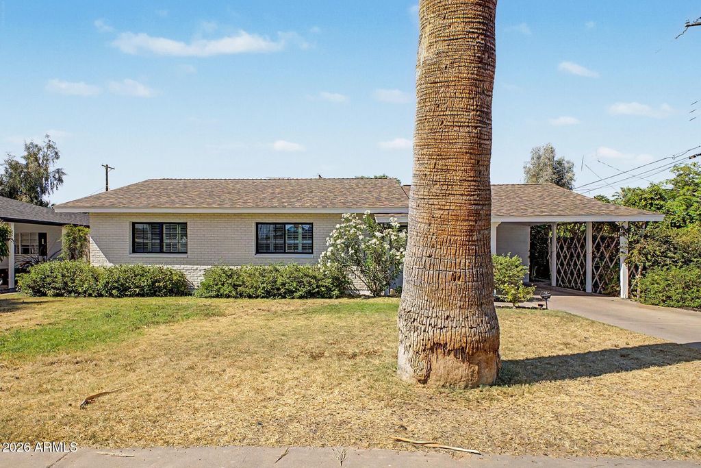 3436 E GLENROSA Avenue, Phoenix, AZ 85018 — photo 2