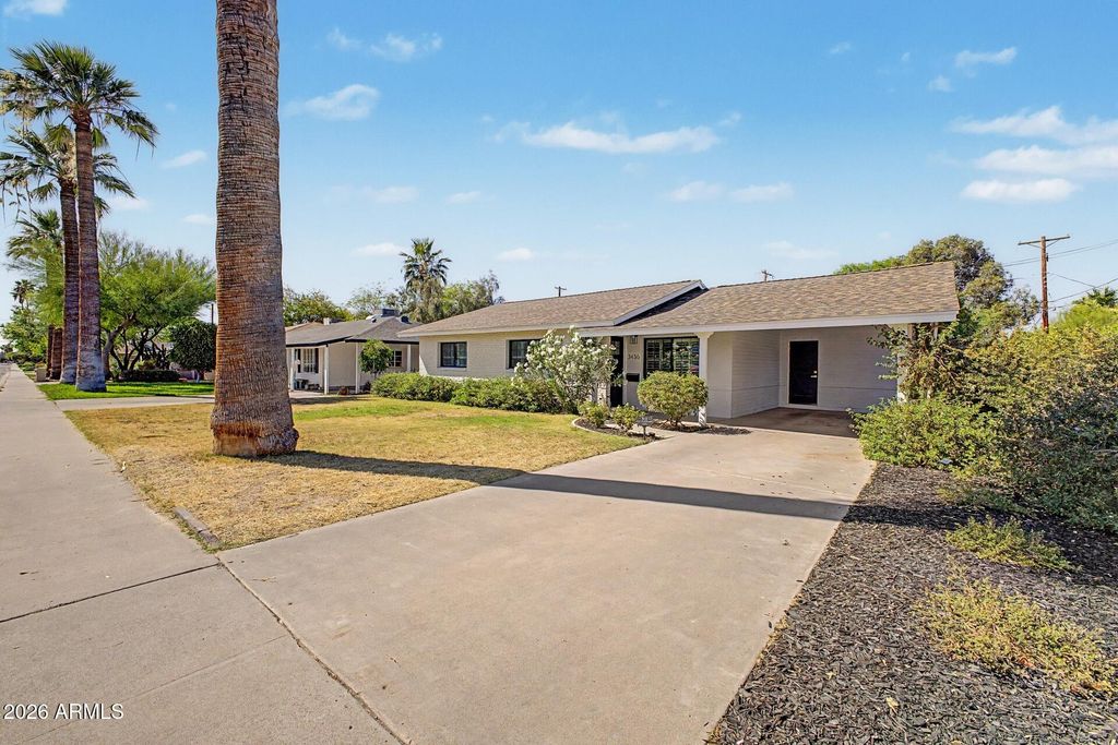 3436 E GLENROSA Avenue, Phoenix, AZ 85018 — photo 4