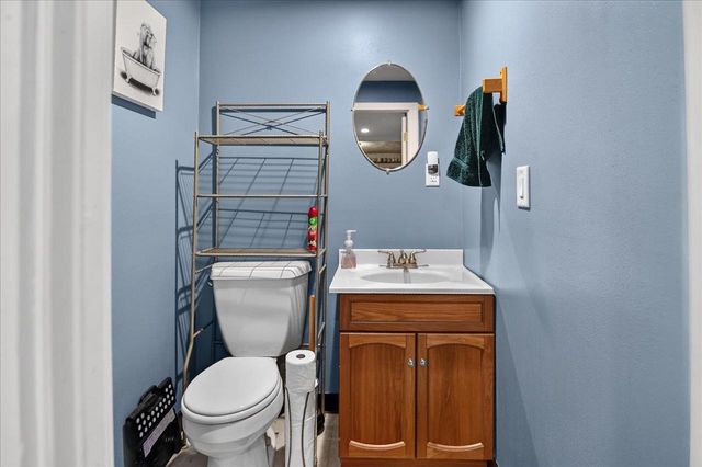 512 Yorktown Road, Deforest, WI 53532
