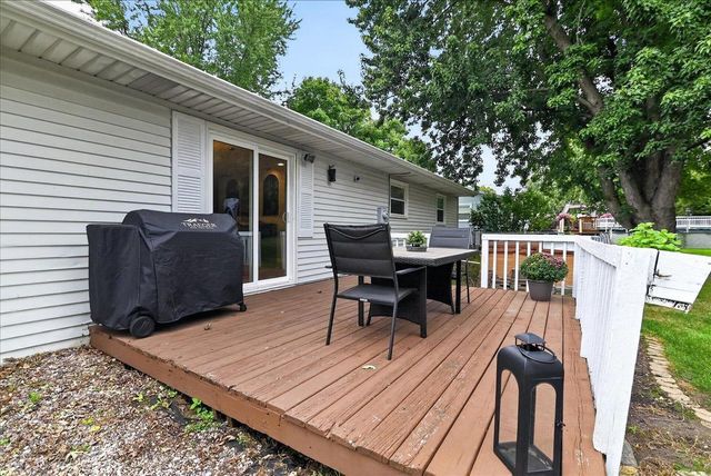 512 Yorktown Road, Deforest, WI 53532