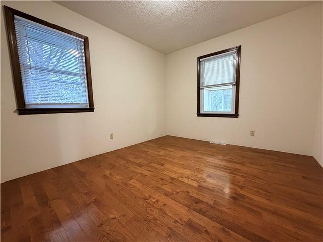 170 NE 1011 Road, Knob Noster, MO 65336