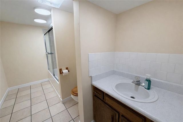 170 NE 1011 Road, Knob Noster, MO 65336