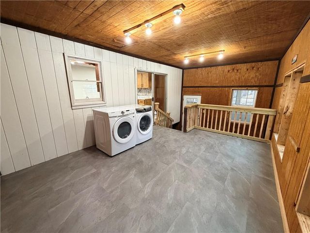 170 NE 1011 Road, Knob Noster, MO 65336