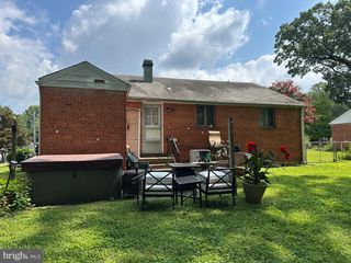 7239 DEBORAH DR, Falls Church, VA 22046