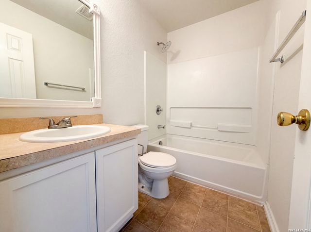 4731 STABLE HOLW, San Antonio, TX 78244