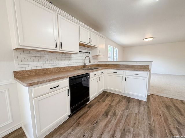 4731 STABLE HOLW, San Antonio, TX 78244