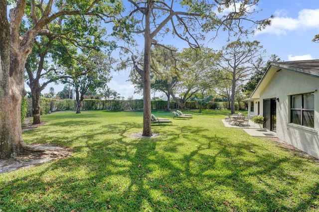 715 NW 23rd Lane, Delray Beach, FL 33445