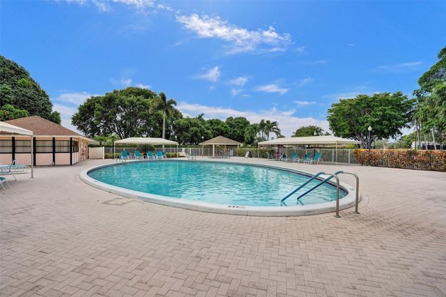 715 NW 23rd Lane, Delray Beach, FL 33445