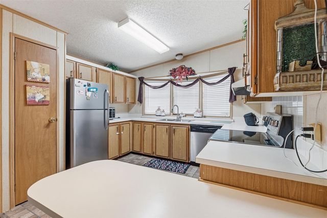 410 DOLPHIN DRIVE S, Oldsmar, FL 34677