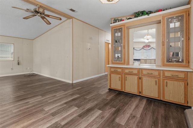 410 DOLPHIN DRIVE S, Oldsmar, FL 34677