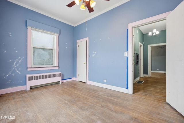 1736 Southwest Main Avenue, Norton, VA 24273