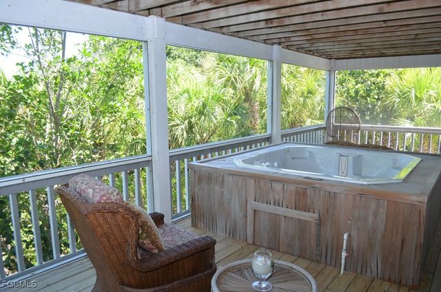 4551 Bartlett PKWY, Captiva, FL 33924