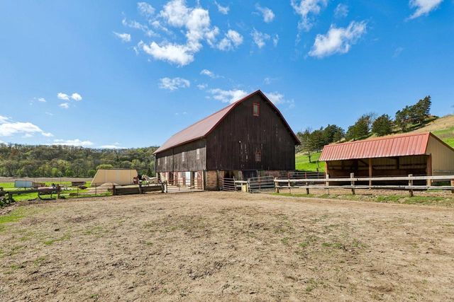 6604 Shower Road, Mazomanie, WI 53560