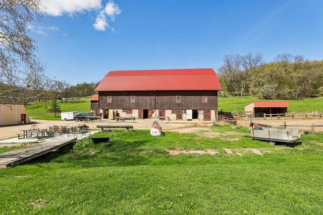 6604 Shower Road, Mazomanie, WI 53560