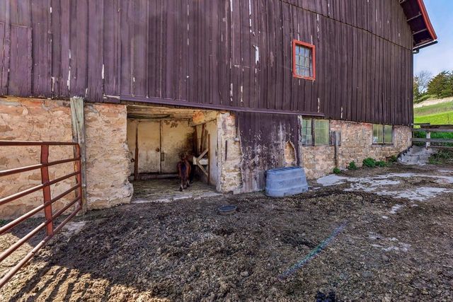 6604 Shower Road, Mazomanie, WI 53560
