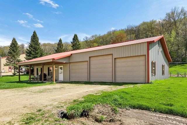 6604 Shower Road, Mazomanie, WI 53560