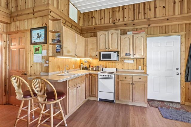 6604 Shower Road, Mazomanie, WI 53560