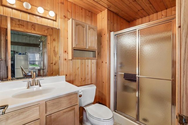 6604 Shower Road, Mazomanie, WI 53560