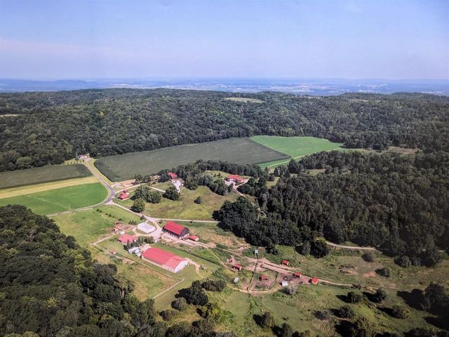 6604 Shower Road, Mazomanie, WI 53560