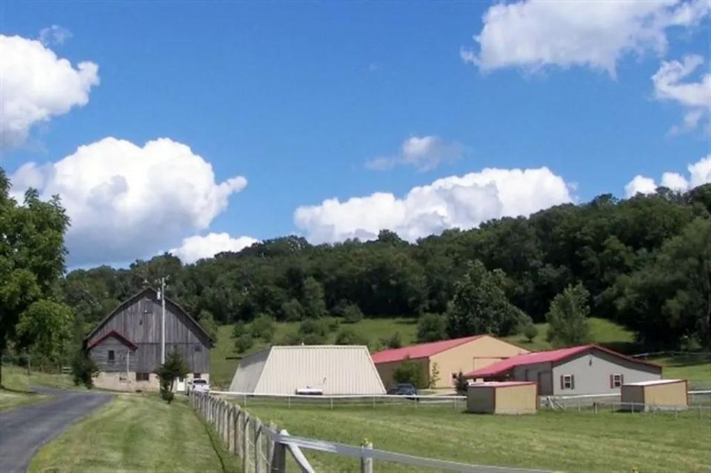 6604 Shower Road, Mazomanie, WI 53560