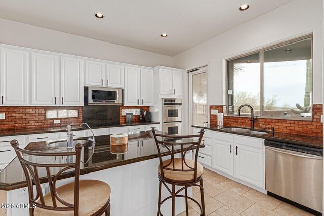 3335 W CARRIAGE Drive, Phoenix, AZ 85086