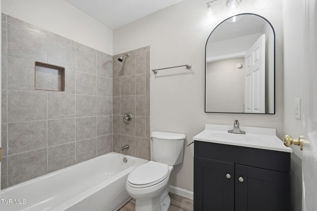 79 Dorado Bottom Road, Castlewood, VA 24224