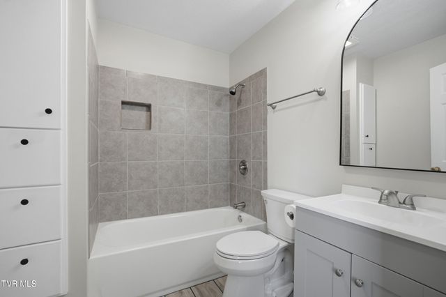 79 Dorado Bottom Road, Castlewood, VA 24224