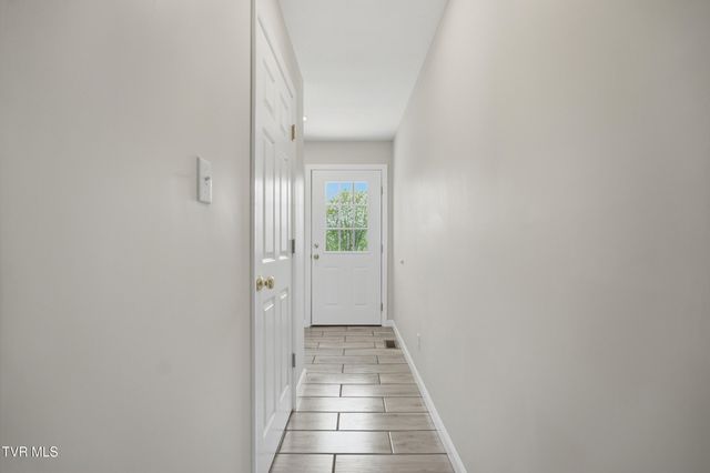 79 Dorado Bottom Road, Castlewood, VA 24224