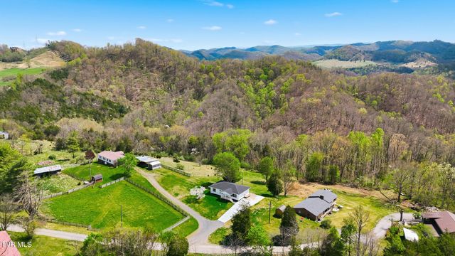 79 Dorado Bottom Road, Castlewood, VA 24224