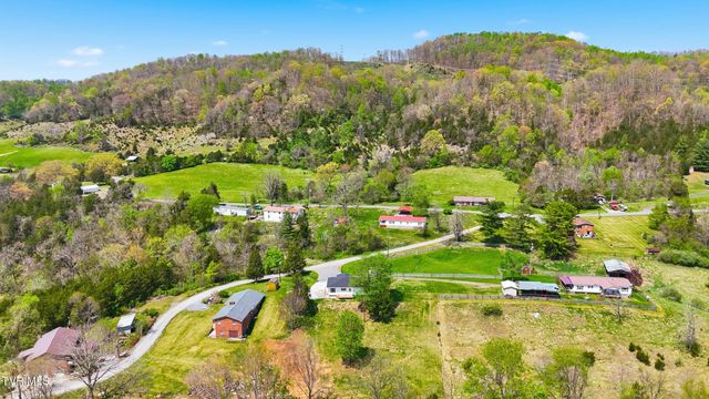 79 Dorado Bottom Road, Castlewood, VA 24224