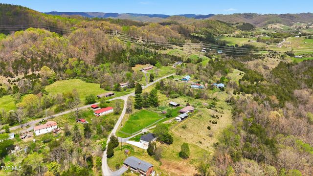 79 Dorado Bottom Road, Castlewood, VA 24224