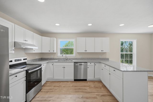 79 Dorado Bottom Road, Castlewood, VA 24224