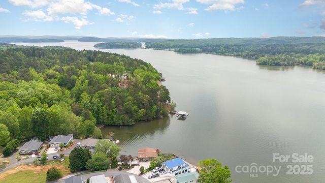 115 Trails End Lane, New London, NC 28127