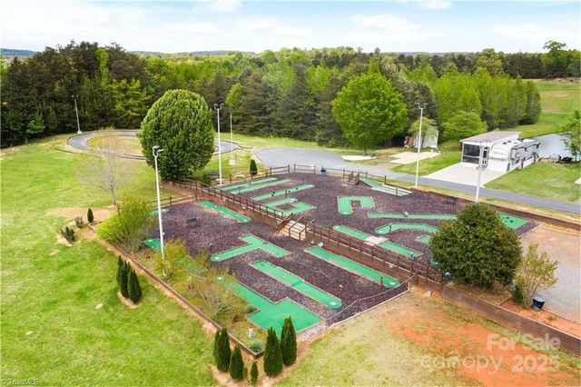 115 Trails End Lane, New London, NC 28127