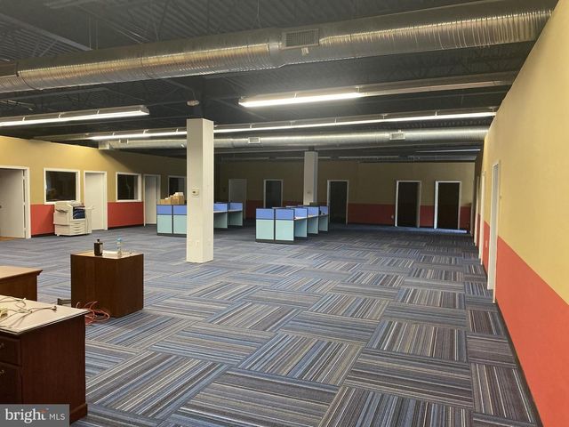 2431 CRAIN HWY, Waldorf, MD 20601