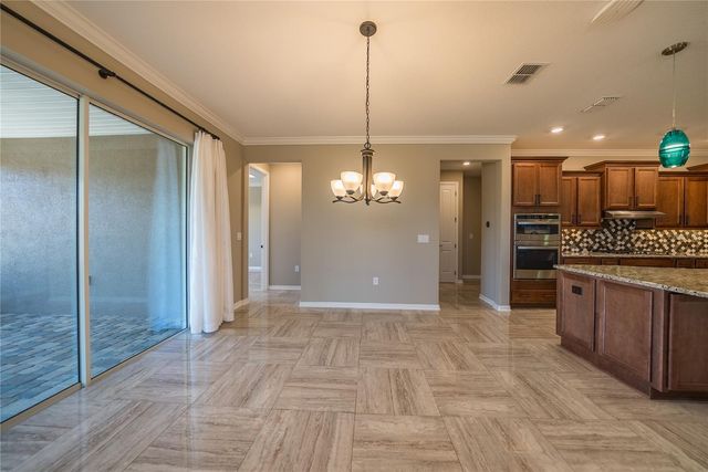 9211 SW 104TH TERRACE, Ocala, FL 34481