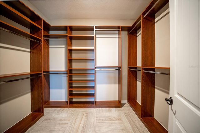 9211 SW 104TH TERRACE, Ocala, FL 34481