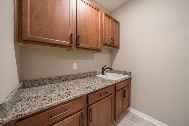 9211 SW 104TH TERRACE, Ocala, FL 34481