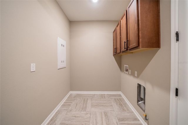 9211 SW 104TH TERRACE, Ocala, FL 34481