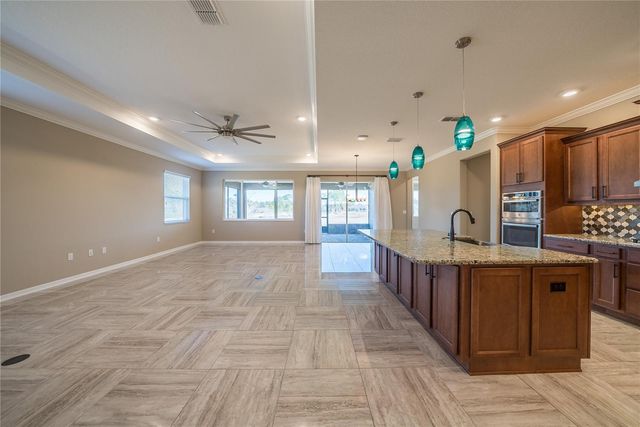 9211 SW 104TH TERRACE, Ocala, FL 34481