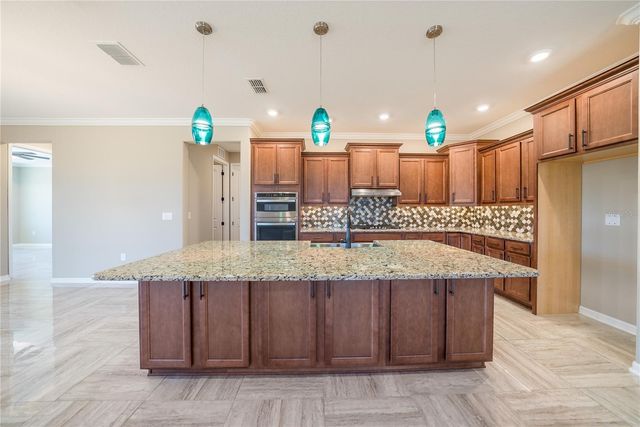 9211 SW 104TH TERRACE, Ocala, FL 34481