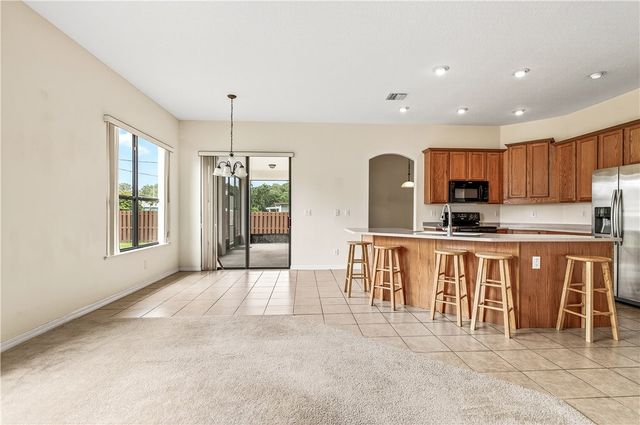 2792 Palisades Drive SE, Palm Bay, FL 32909