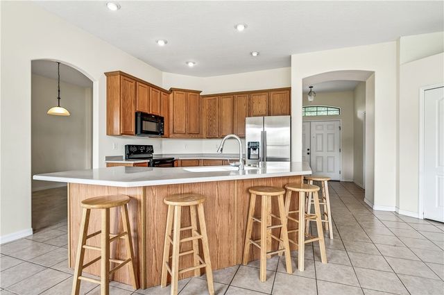 2792 Palisades Drive SE, Palm Bay, FL 32909